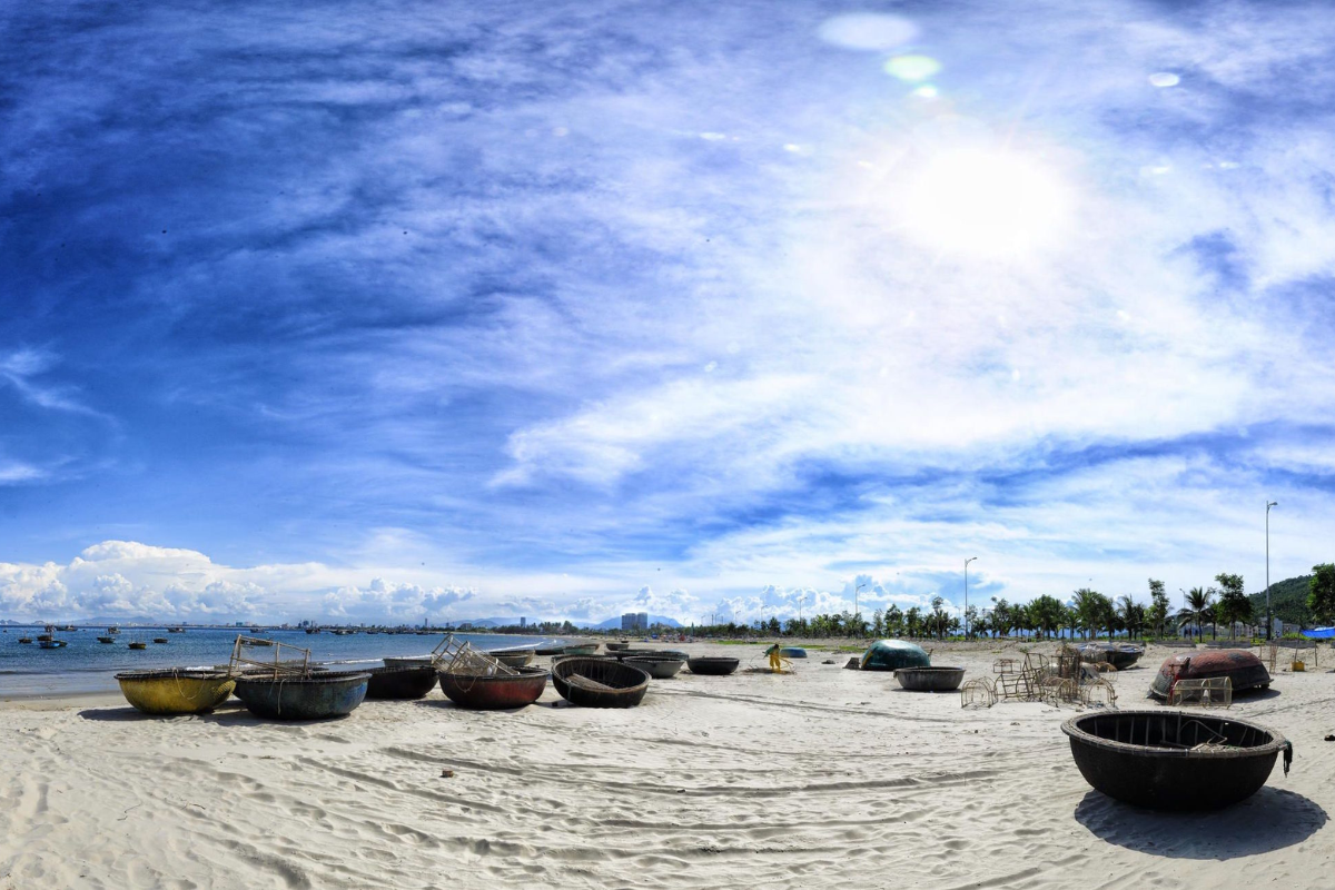 Crystal clear waters and sandy beaches of Da Nang